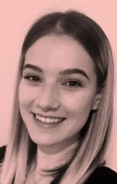 courtney-bewes